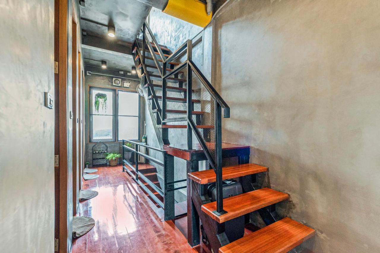Oyo 685 Am Bed Hostel Bangkok Ngoại thất bức ảnh
