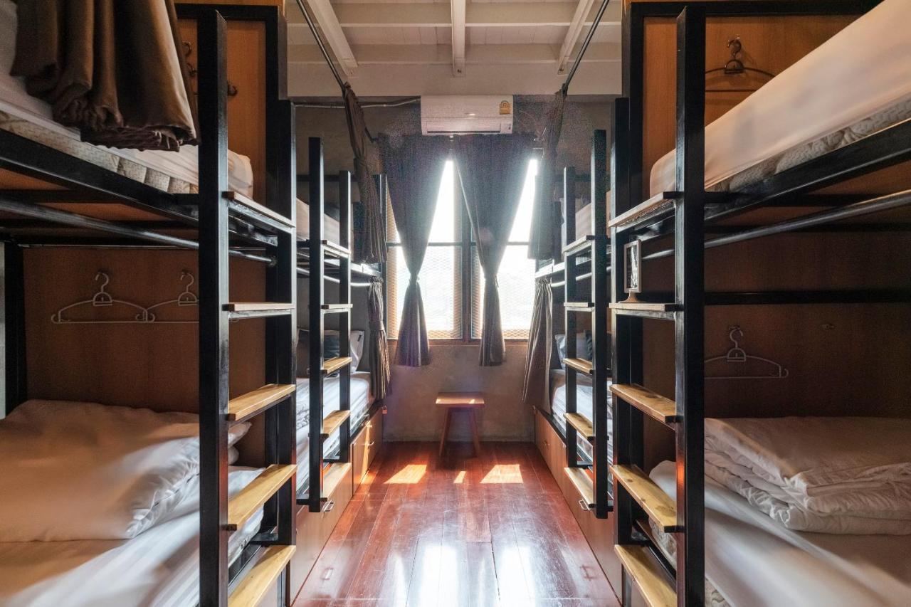 Oyo 685 Am Bed Hostel Bangkok Ngoại thất bức ảnh
